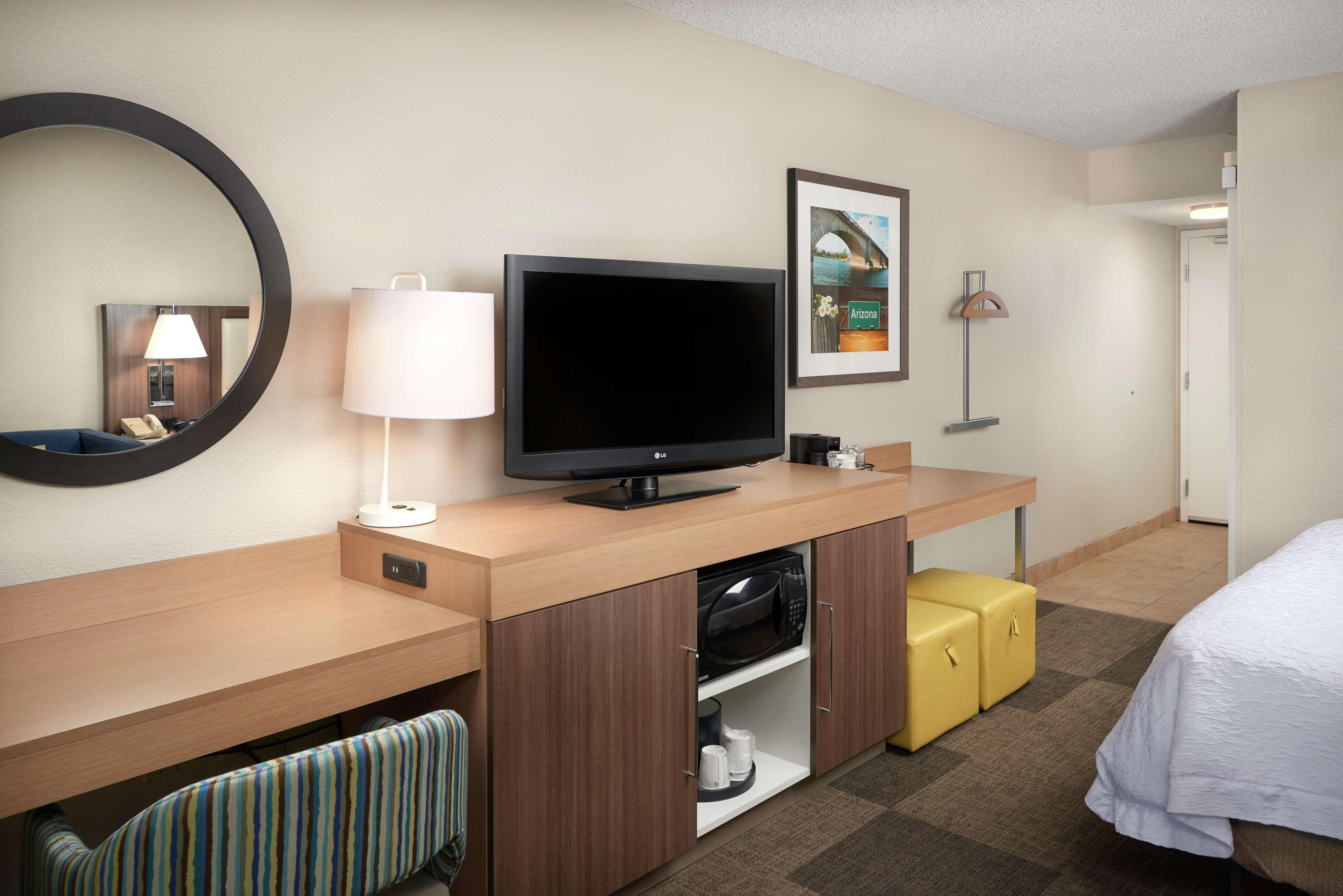 Hampton Inn Lake Havasu City Bagian luar foto