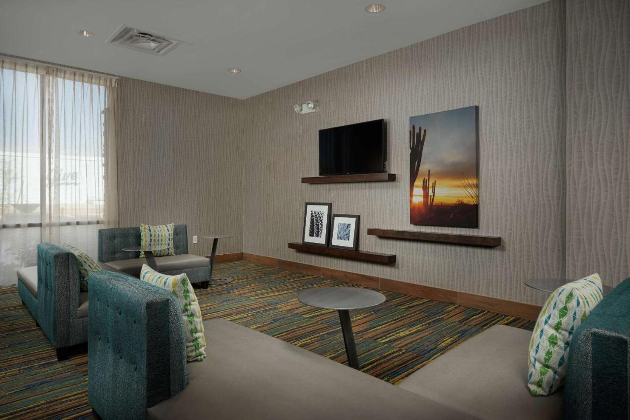 Hampton Inn Lake Havasu City Bagian luar foto